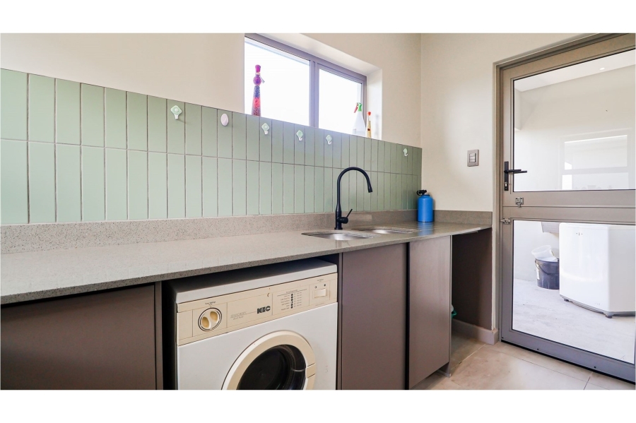 3 Bedroom Property for Sale in Paradise Coast Western Cape